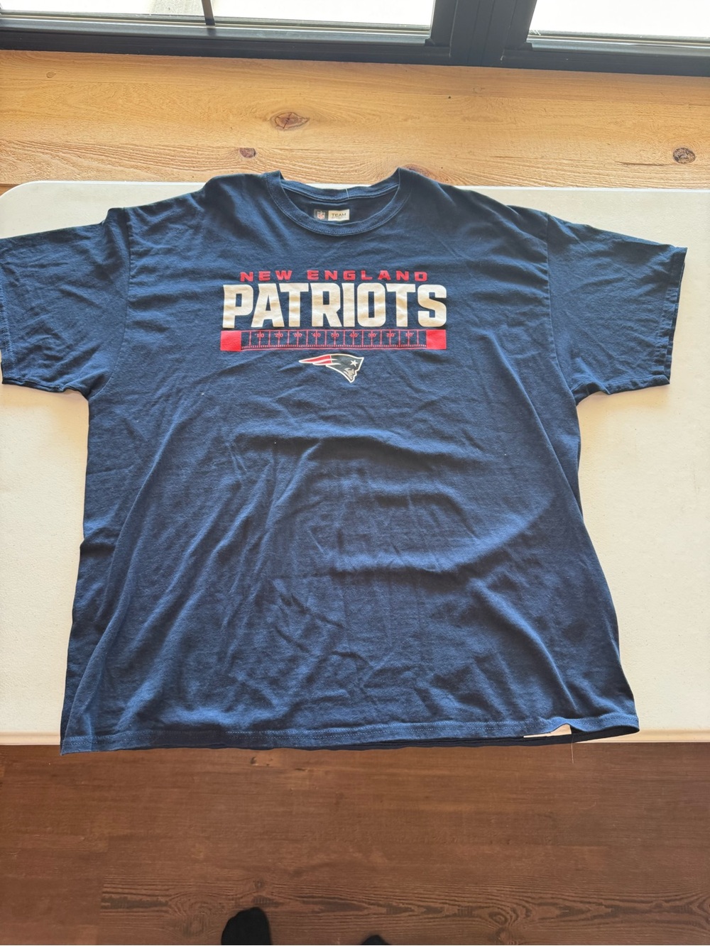New England Patriots Men’s Navy Graphic Tee - Team Logo